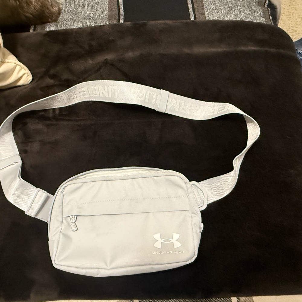 Under Armour Light Gray Crossbody Bag